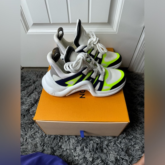 Louis Vuitton Archlight Sneaker Size 37 - Picture 5 of 6